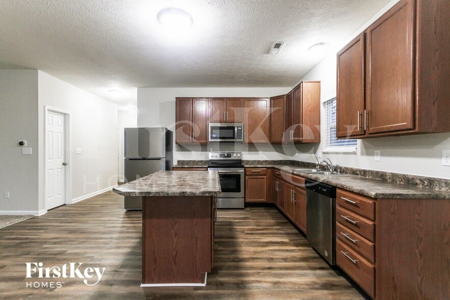 Building Photo - 7715 Firecrest Ln