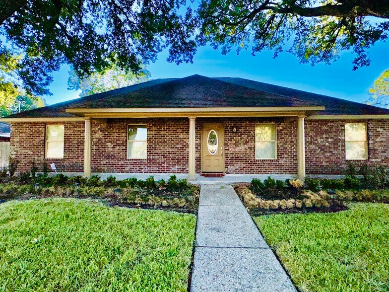 Primary Photo - 4514 Woodlyn Dr