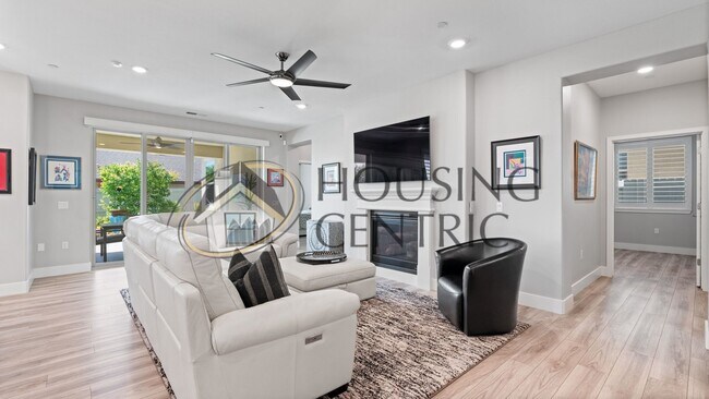 Building Photo - Gorgeous 1-Story Solar Home in Highly Pres...