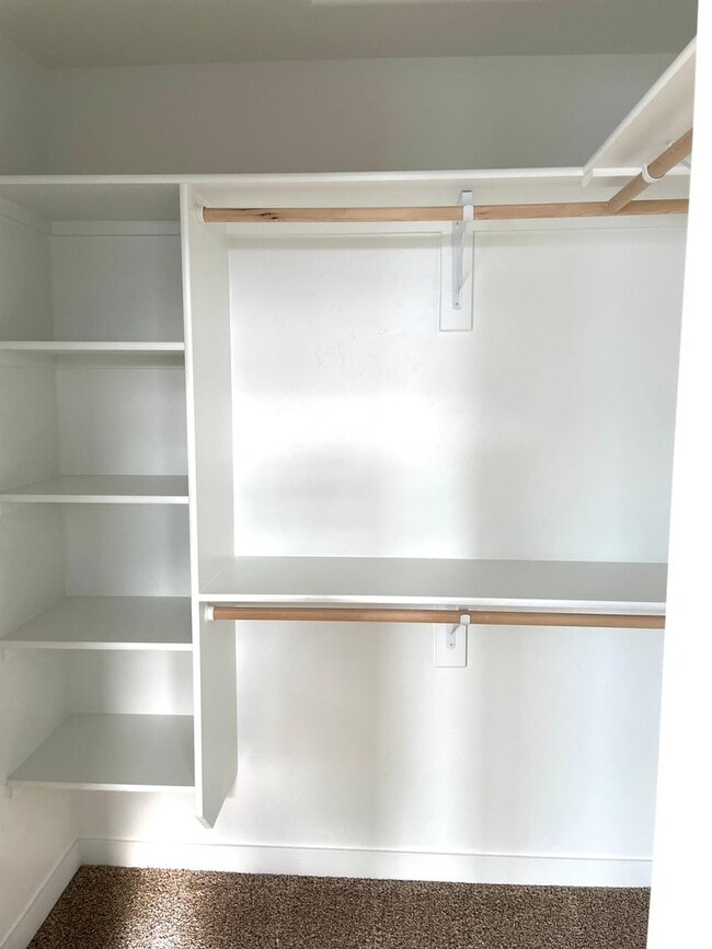 Building Photo - Newly Built Townhome