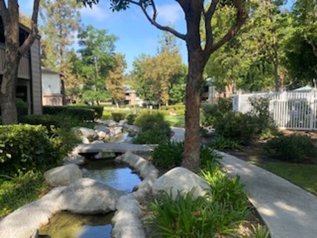 Building Photo - Pheasant Creek Condo 2 Bed | 2 Bath | Upper Unit w/ Vaulted Ceiling & Private Garage!