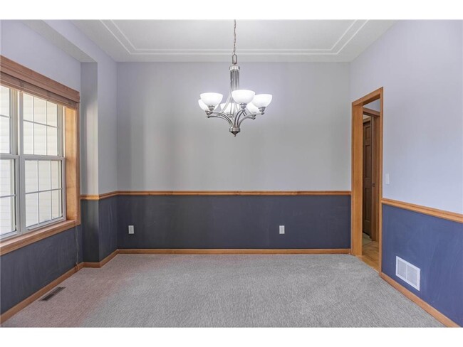 Building Photo - 1216 S Windmill Creek