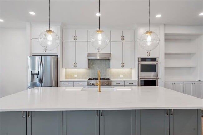 Building Photo - 2042 Juliette Ave