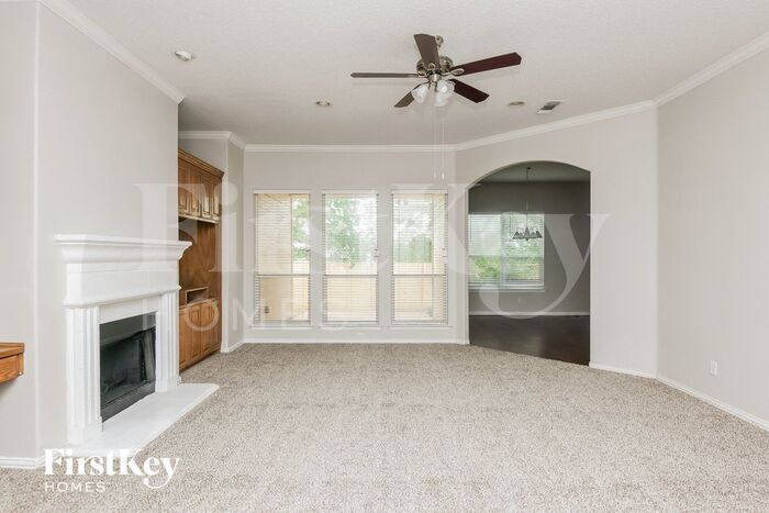 Building Photo - 805 Mesa Vista Dr
