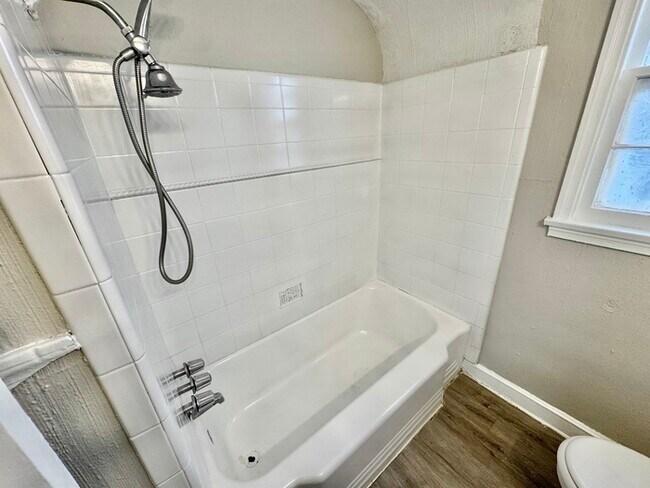 Building Photo - 3472 Hadley Rd