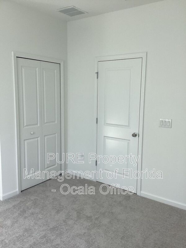 Building Photo - 9241 SW 58th Cir