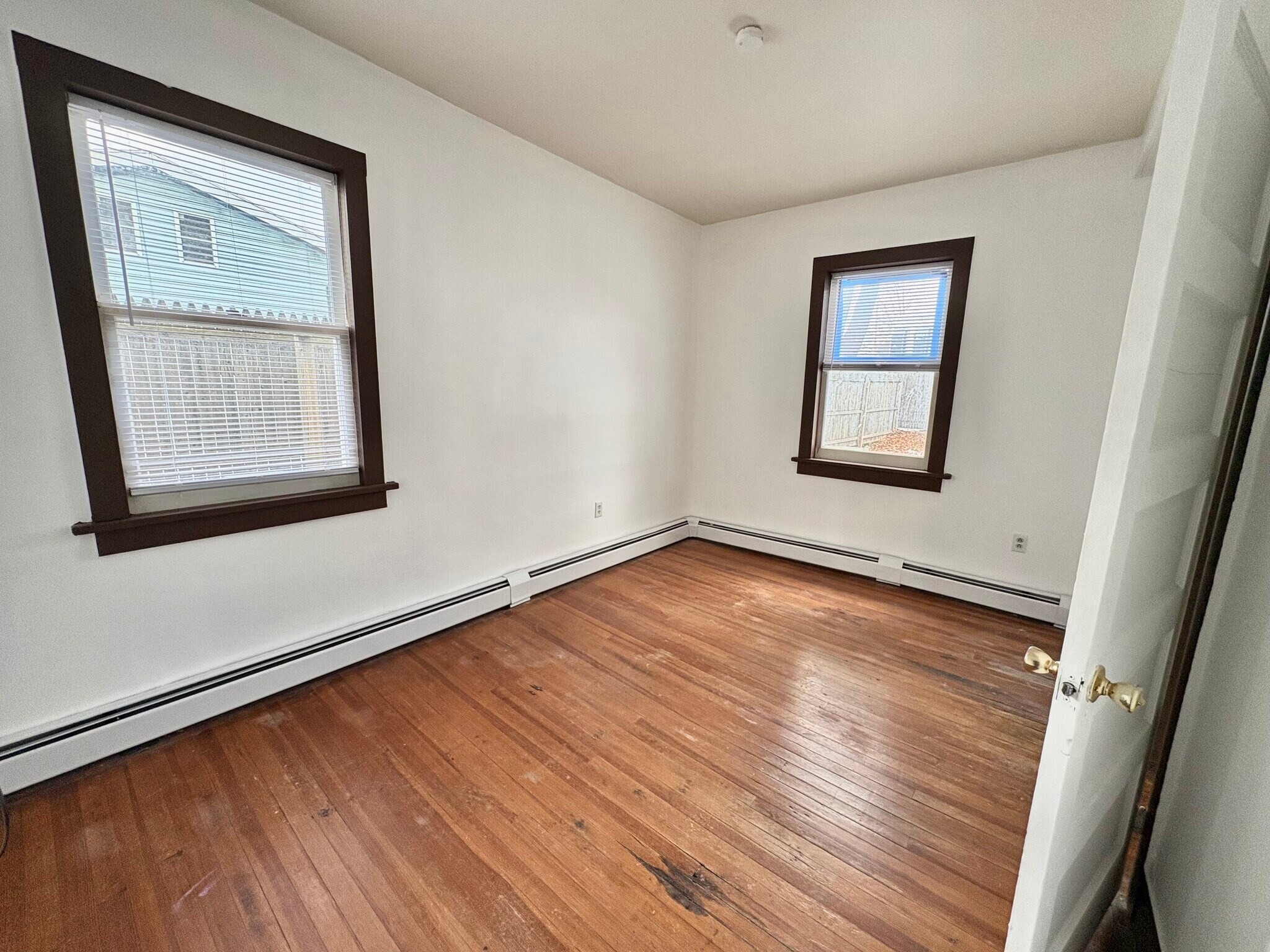 bedroom 1 - 15 School St