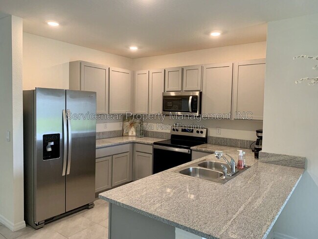 Building Photo - 33997 Jasper Stone Dr
