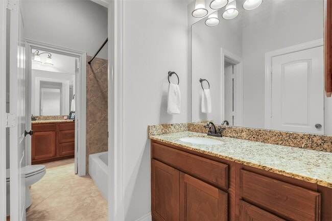 Building Photo - 27906 Colonial Point Dr