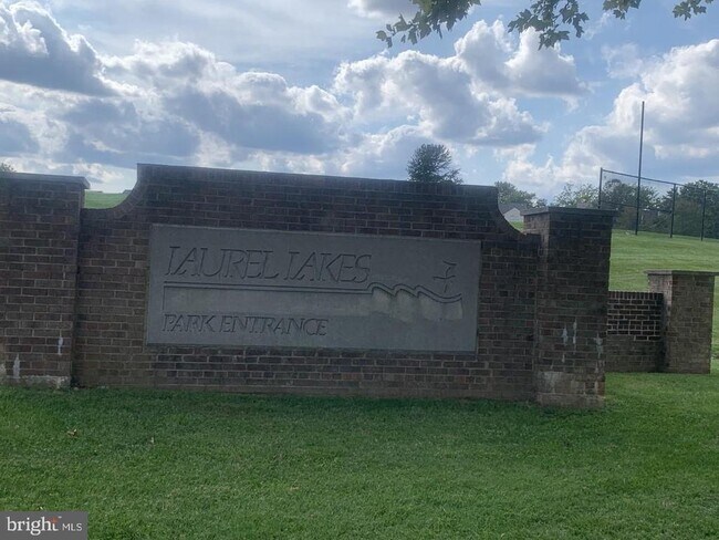 Building Photo - 14044 Vista Dr
