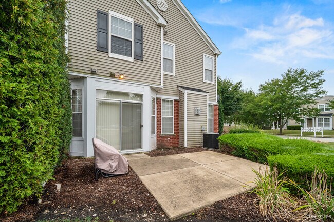 Building Photo - 5021 Corning Ct