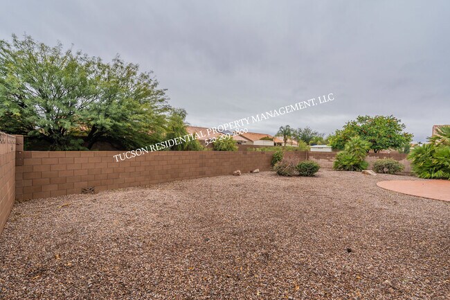 Building Photo - 7661 S Freshwater Pearl Dr
