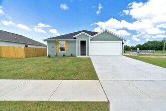 Building Photo - Brand-New 3 Bedroom Home in Prairie Grove! Move-in Ready!