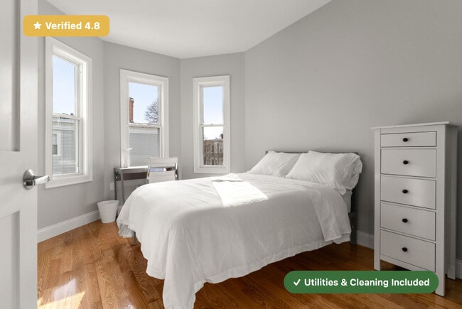 Building Photo - Furnished Bedroom with Private Bath in South Boston