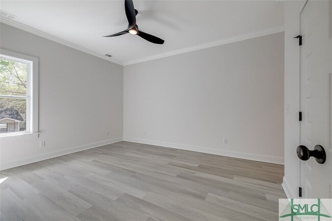 Building Photo - 1615 Le Grand St