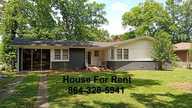 Building Photo - 109 Tanglewood Dr