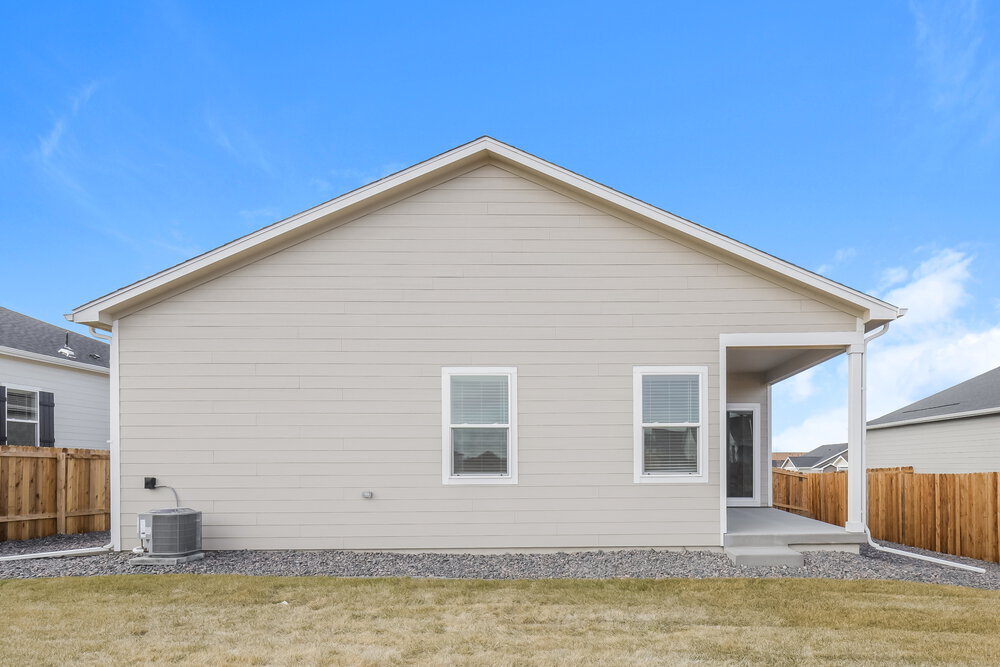 Building Photo - 9462 Truckee Ct
