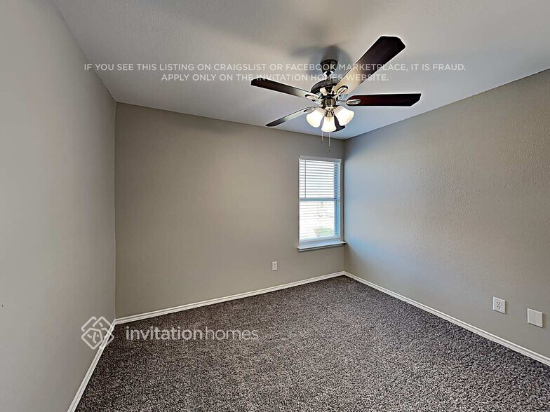 Building Photo - 1625 Lesli Dr