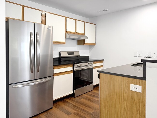 Building Photo - 26 Malibu Way