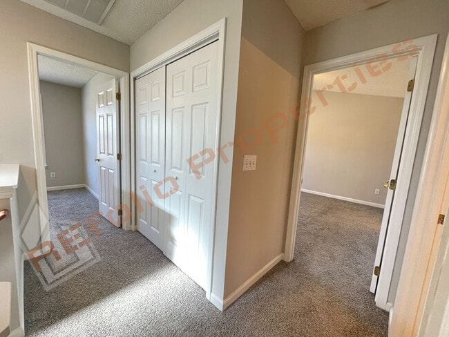 Building Photo - Charming 3-Bedroom Cul-de-Sac Home with Screened Porch in Sunset Hills, Apex — Available January 30!