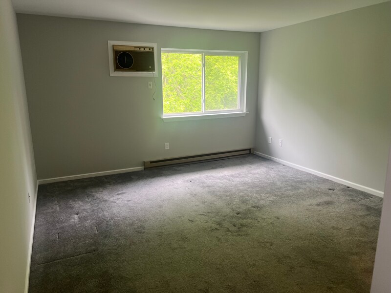 Building Photo - 234 Willow Springs