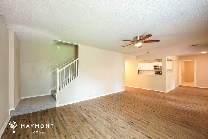 Building Photo - 4707 Pebble Glen