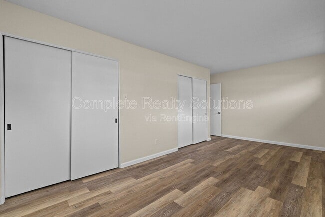 Building Photo - 62 Capitol Hill Dr