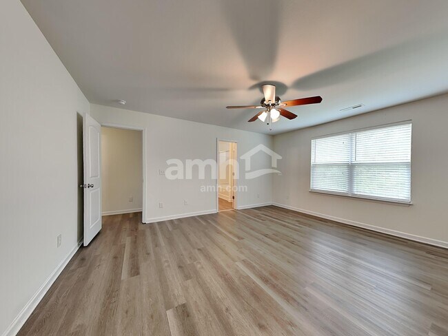 Building Photo - 4159 Field Crossing Dr