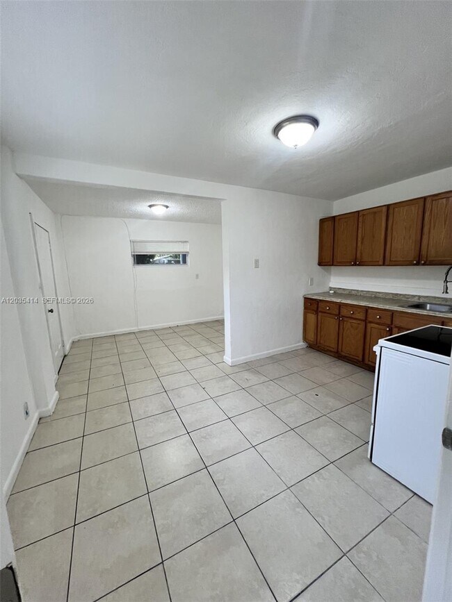 Building Photo - 1754 NW 45th St