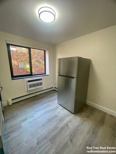 Building Photo - 15 Chester St