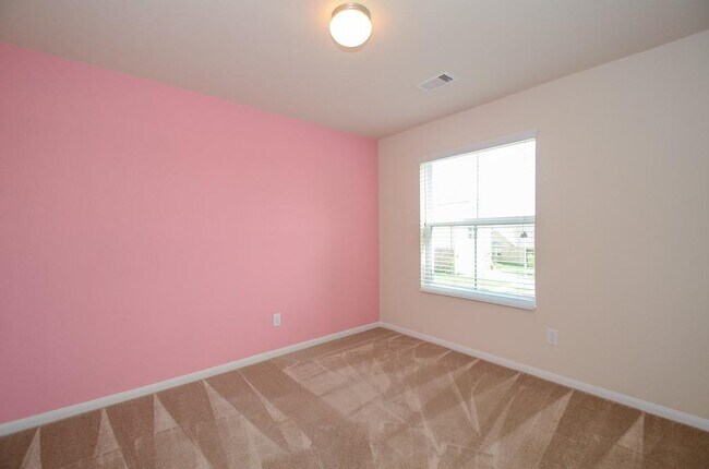 Building Photo - 14935 Vinegrove Falls Ct