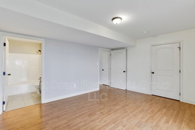 Building Photo - 38 Envy Ct