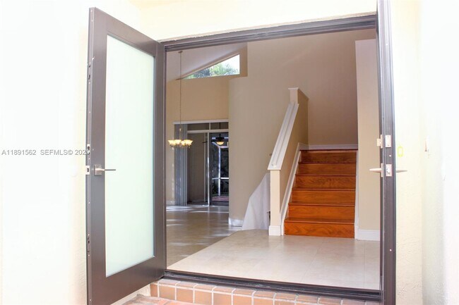 Building Photo - 11151 Minneapolis Dr