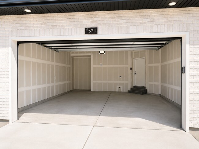 Building Photo - 6760 S 300 E