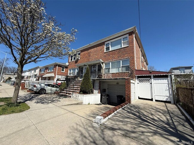 Building Photo - 23-43 120th Street Unit Duplex 1 + BASEMENT