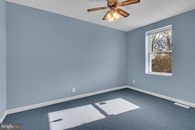 Building Photo - 1007 E Preston St