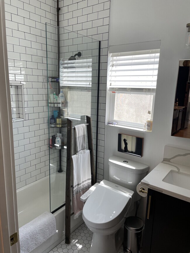 Building Photo - 12473 Gilmore Ave