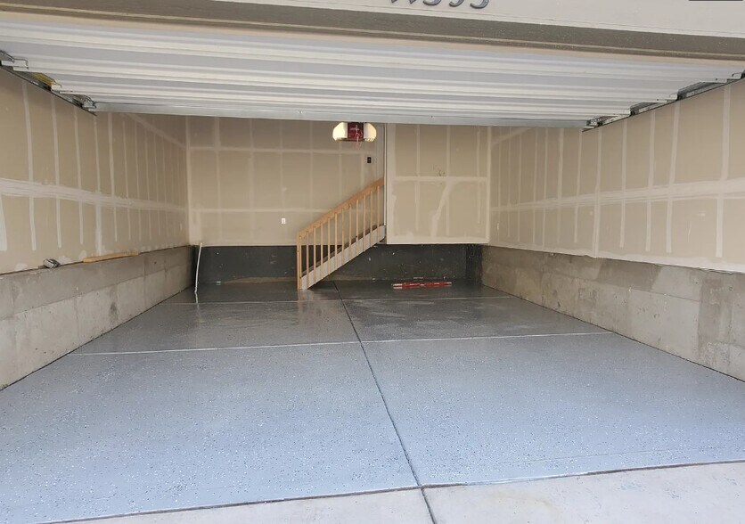 Building Photo - 11393 Iron Ore Ct