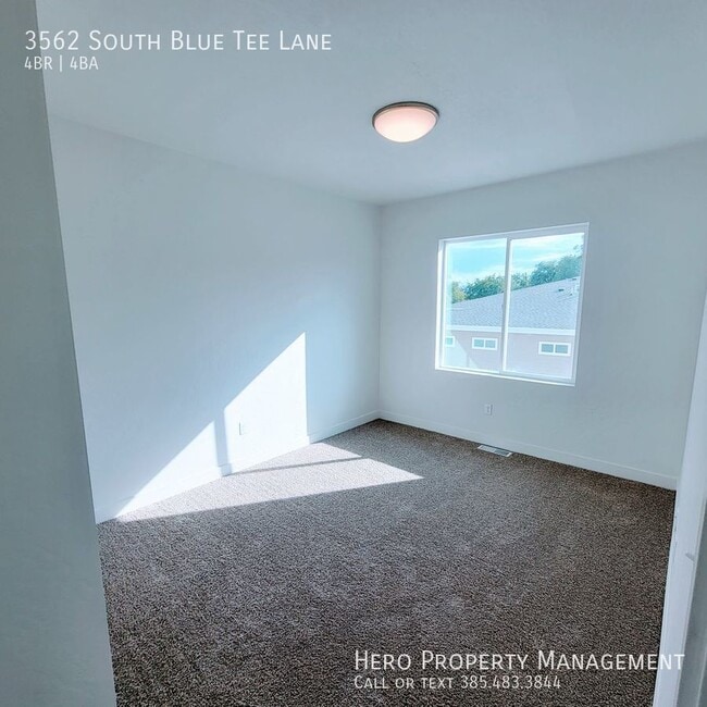 Building Photo - 3562 Blue Tee Ln