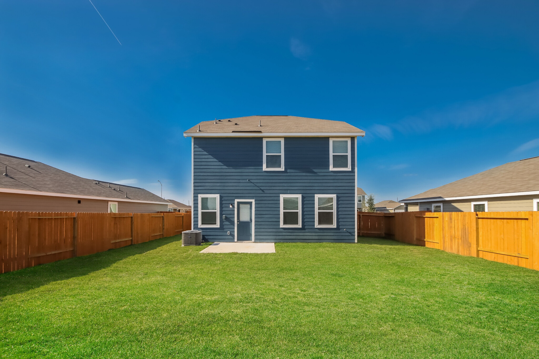 Building Photo - 8414 Bermuda Blue Rd