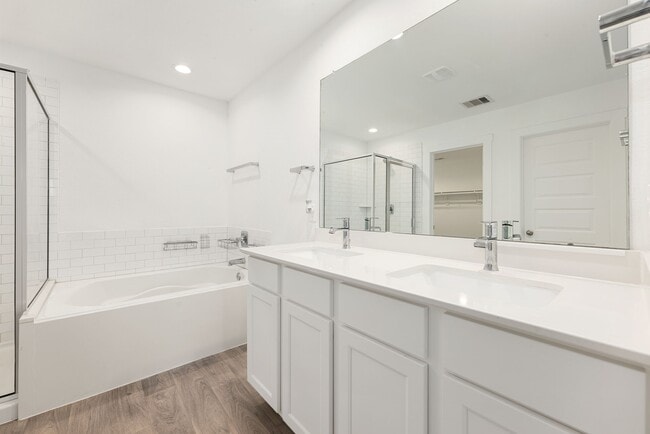 Building Photo - 6931 Dell Vista Drive