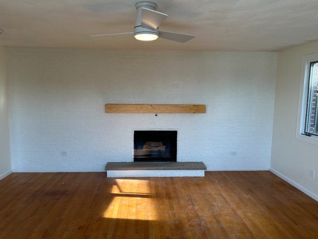 Building Photo - 182 Kittredge St