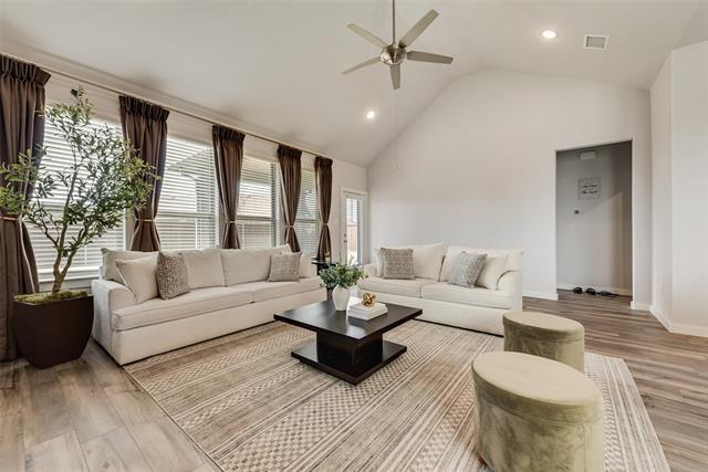 Building Photo - 1201 Cinco Treaty Trl