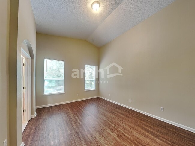 Building Photo - 3028 Atherley Rd