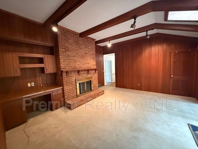 Building Photo - 1128 Partridge Ln