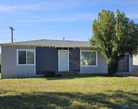 Building Photo - 105 E Plaza Dr