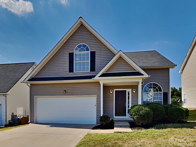 Building Photo - 315 Hazelhurst Dr