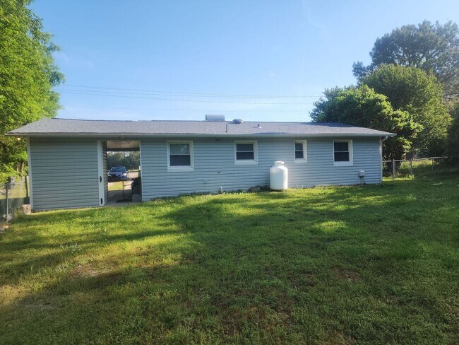 Building Photo - Charming 3-Bedroom, 1-Bath Home for Rent in Wendell, NC