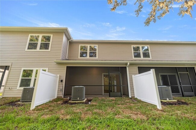 Building Photo - 3594 SE 37th Ct