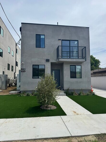 Building Photo - 1016 N Pioneer Ave